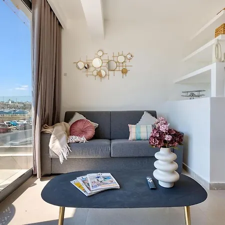 Modern Seafront With Views Of Valletta شقة *